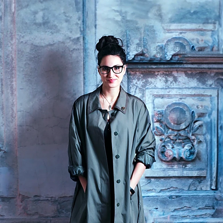 Victoria Beckham and Gap Launch New Spring Collection Featuring Utilitarian-Chic Basics