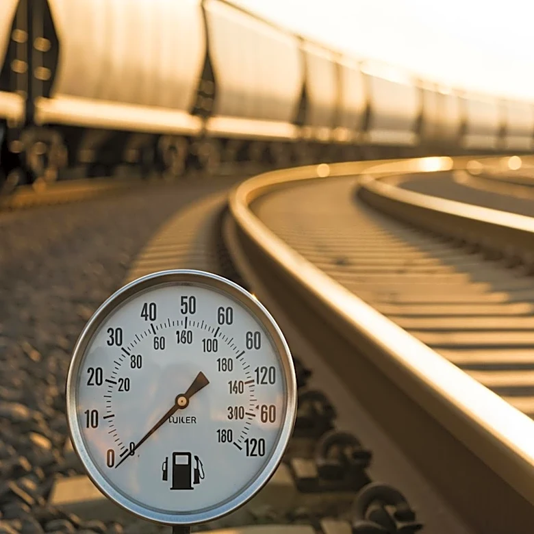 CSX Raises Revenue Outlook Amid Rising Fuel Costs and Rail Demand