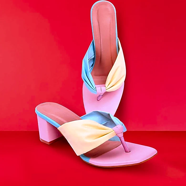 Fashion Insiders Highlight Versatile Heeled Sandals for Spring and Summer