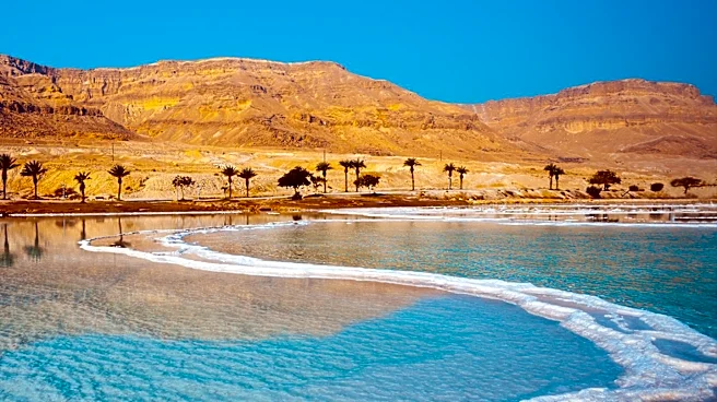 Dead Sea's Hidden Spa Offers Unique Hot-Cold Experience Amidst Treacherous Terrain