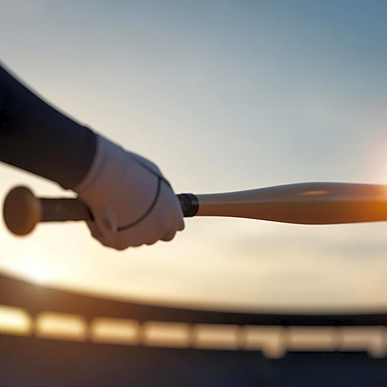 Dansby Swanson's 9th-Inning Home Run Secures Cubs' 10th Consecutive Win Against Dodgers