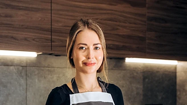 Laura McIntosh Demonstrates Mother's Day Dessert on 'Bringing It Home'