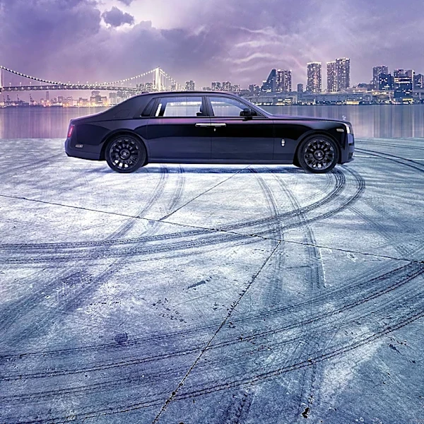 1992 Lotus Carlton Auctioned as Iconic Getaway Car