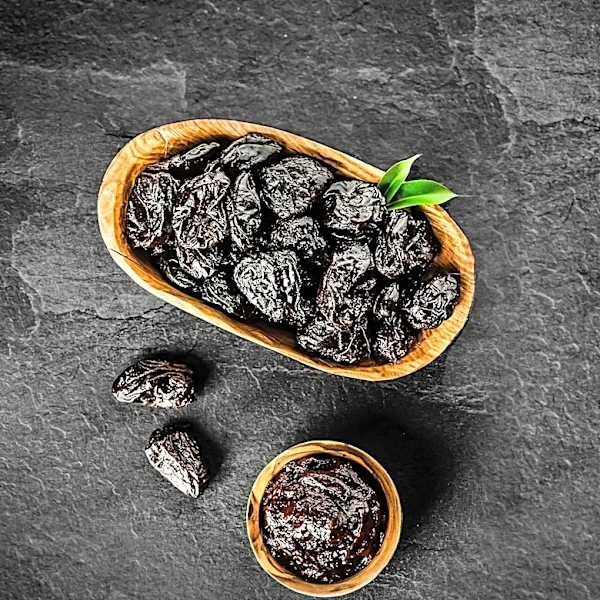 Dietitians Highlight Prunes' Role in Relieving Constipation and Promoting Health