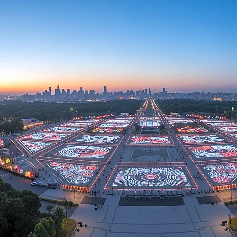 Pittsburgh Sets Record with Over 800,000 Attendees at NFL Draft