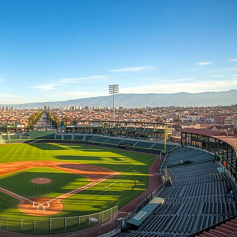 Padres and Diamondbacks Clash in Mexico City Series with High Altitude Challenges