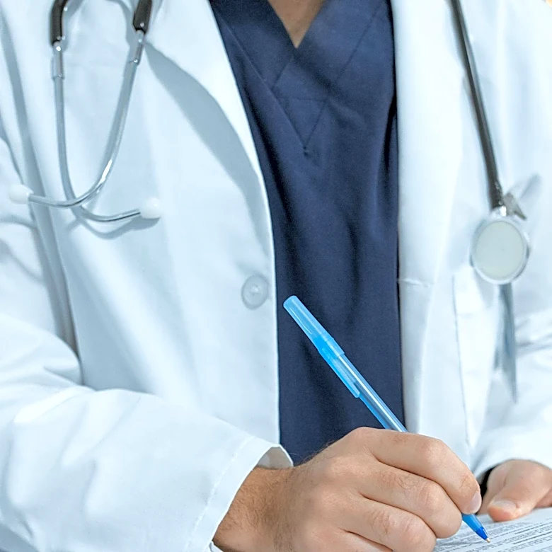 Neurologist Highlights Lifestyle Changes for Managing Multiple Sclerosis Symptoms