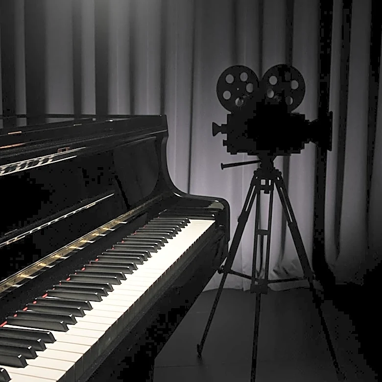 Damián Szifron Directs Netflix Film 'El Sobrino' Featuring Leonardo Sbaraglia in Musical Drama