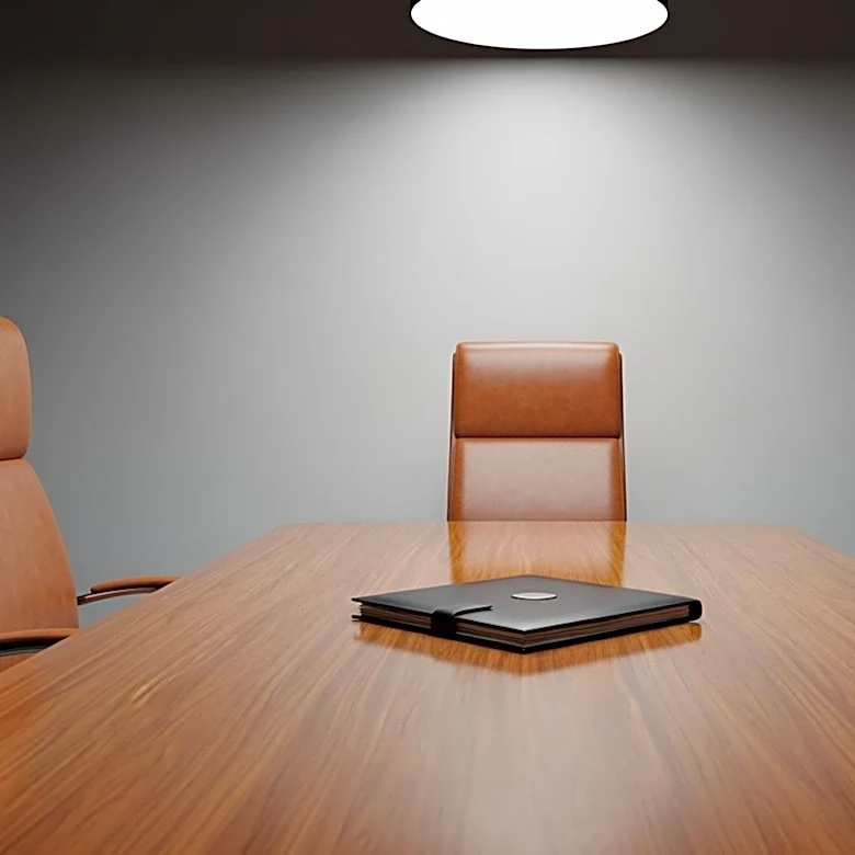 United Airlines CEO Proposes Merger with American Airlines, Faces Rejection