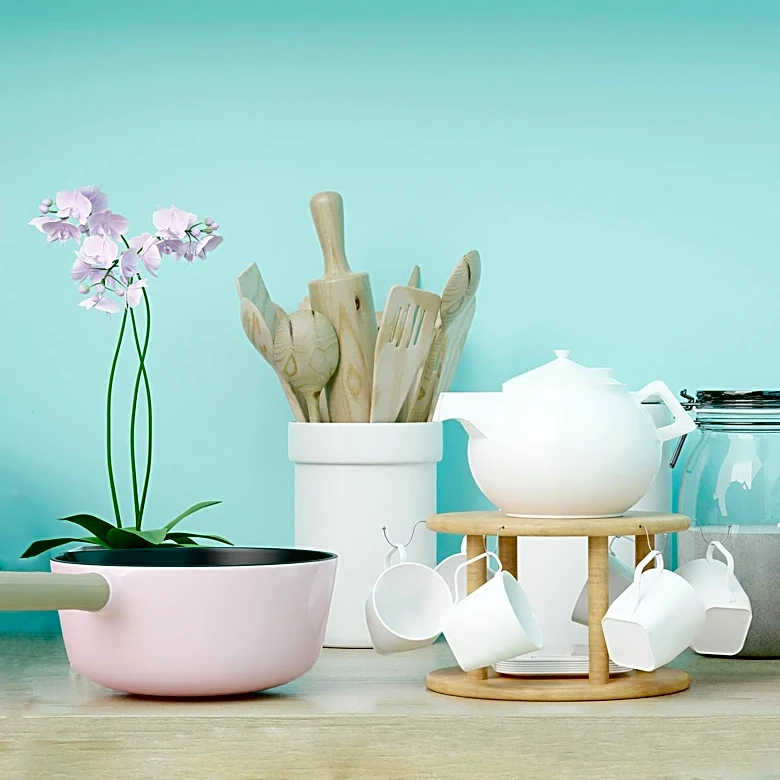 Jenny Martinez Launches Mesa Mia Kitchen Collection on HSN