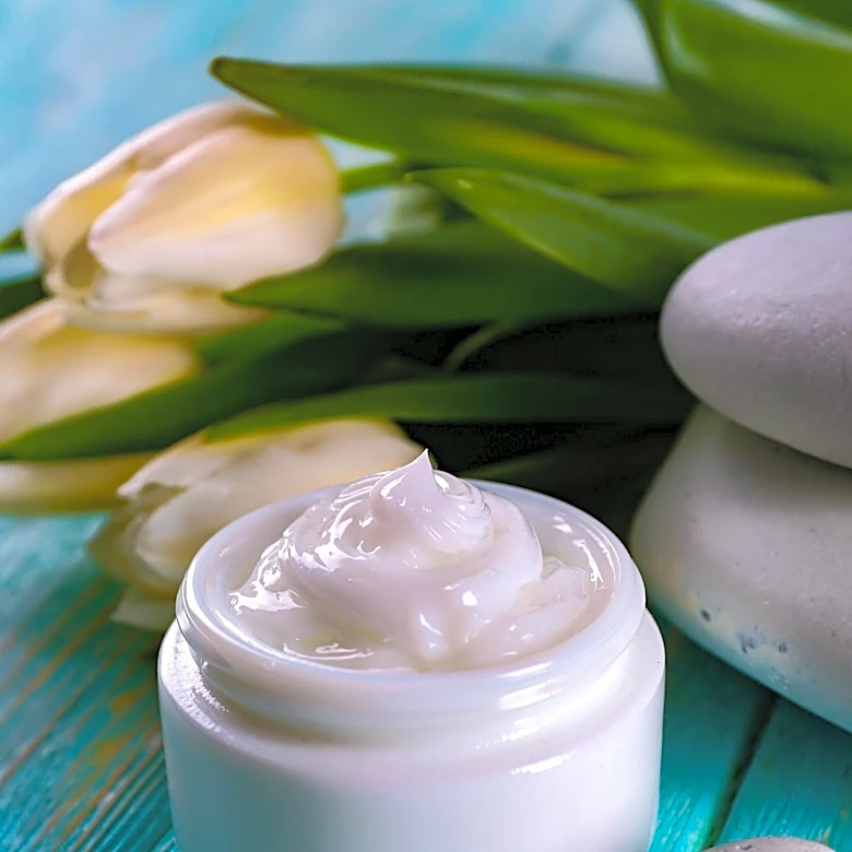 Amazon Customer Praises Affordable Retinol and Collagen Moisturizer for Skin Rejuvenation