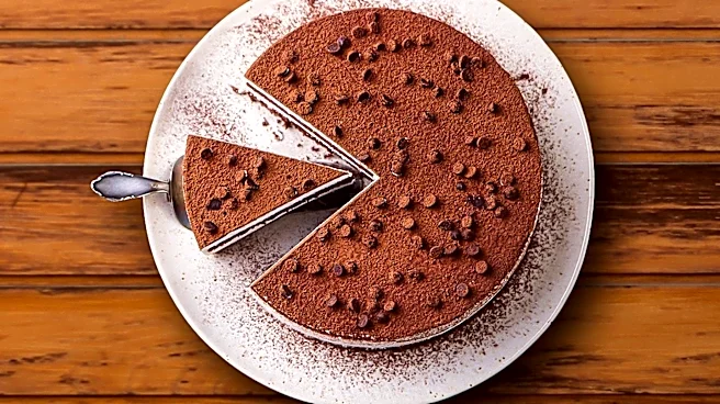 Baking Fails Highlight the Gap Between Expectations and Reality in Dessert Creations