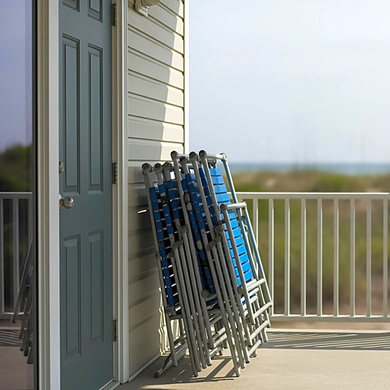 U.S. Tourism Slump Severely Impacts Short-Term Rental Demand