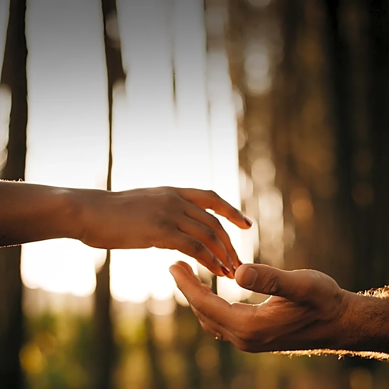 Study Highlights Emotional Impact of Touch on Relationships