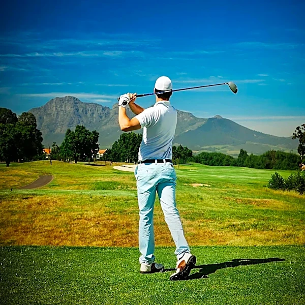 Men's Health Identifies Top Golf Pants for Style and Performance in 2026