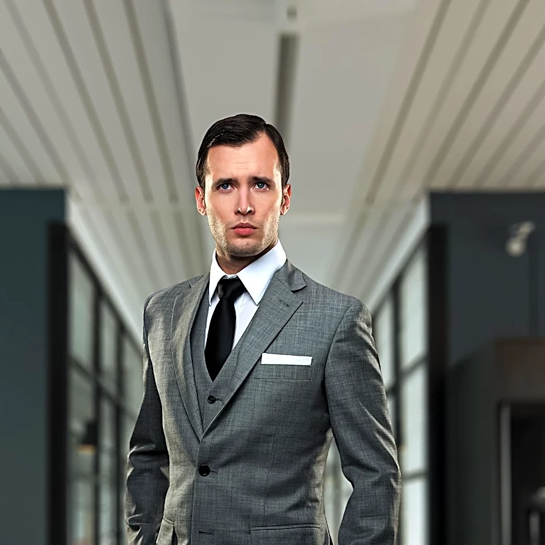 John Robert Graves, Esteemed Lawyer and Banker, Passes Away at 84