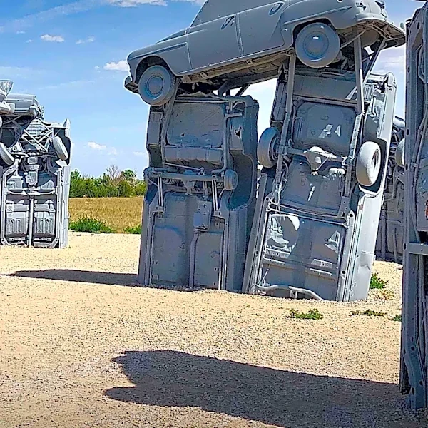 Danish Artist Thomas Dambo Installs Reclaimed Material Trolls in Iowa, Expanding 'Trolls of America' Project