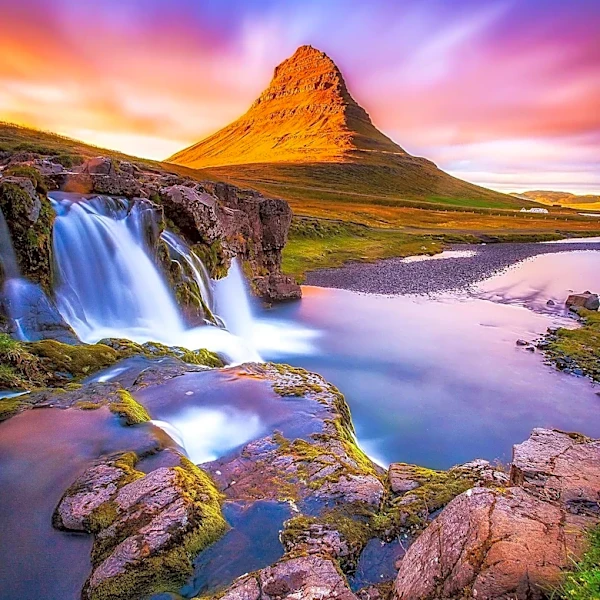 Iceland Emerges as Fastest-Growing Destination for Solo Travellers in 2026