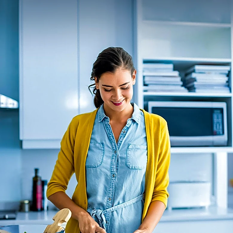 Consumer Reports Highlights Affordable Cutting Board Mats for Kitchen Efficiency