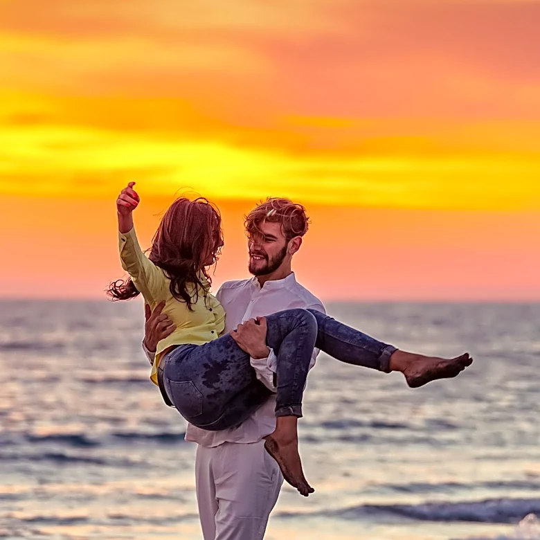 Study Highlights Benefits of Vacationing for Relationship Health