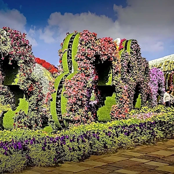Macy's Flower Show at Herald Square Celebrates America's Gardens with Immersive Experiences