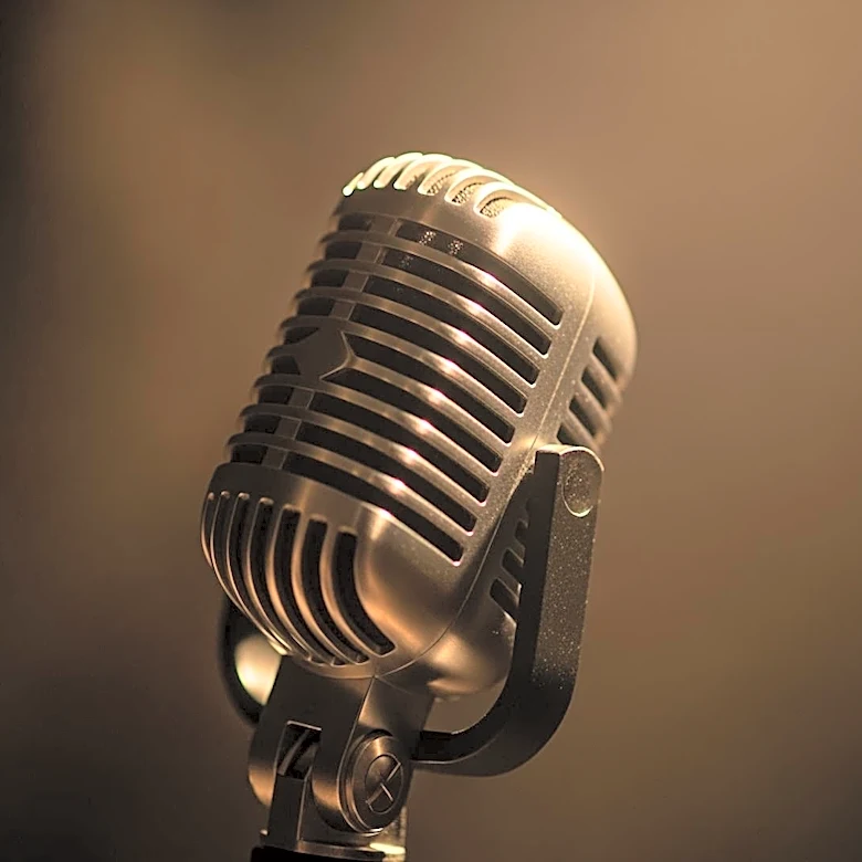 Olivia Rodrigo Performs at Open Mic to Prepare for SNL Appearance