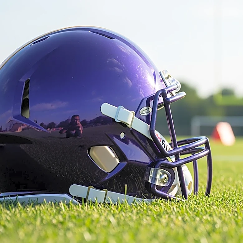 University of Washington Freshmen Make Impact in Spring Football