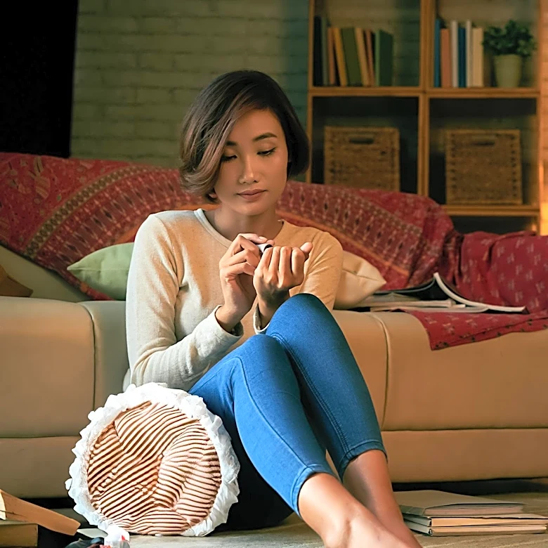 Doctors Discuss Benefits and Risks of Walking Barefoot at Home