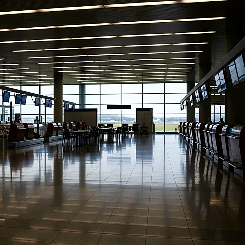 Spirit Airlines Shutdown Impacts Businesses at Arnold Palmer Regional Airport
