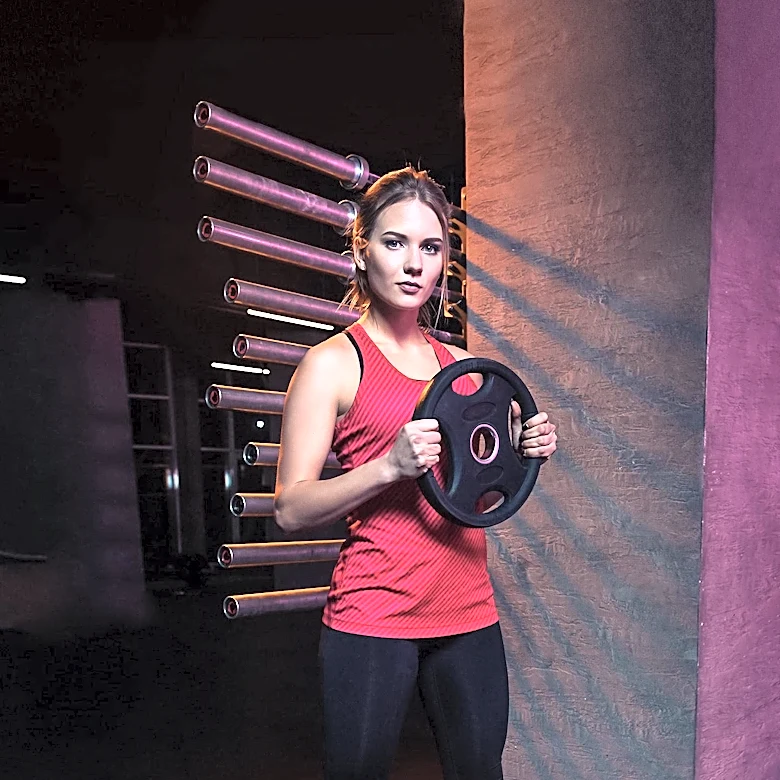 Elizabeth Smart Embraces Bodybuilding as a Form of Empowerment