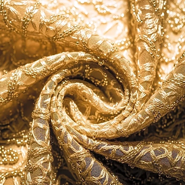 Kylie Jenner's Met Gala Dress: A 11,000-Hour Masterpiece