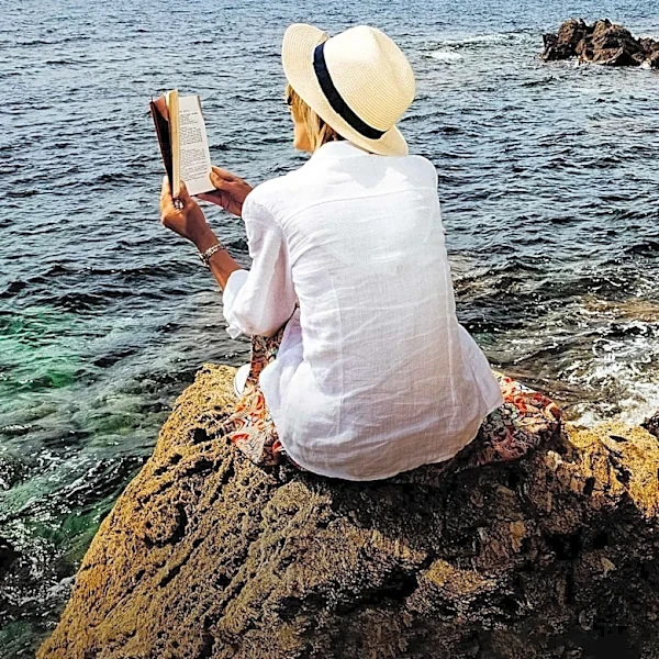 Yacht Girls Book Club in L.A. Combines Literature with Wellness