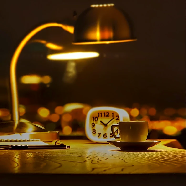 Study Reveals Nighttime Coffee Consumption May Lead to Impulsive Behavior