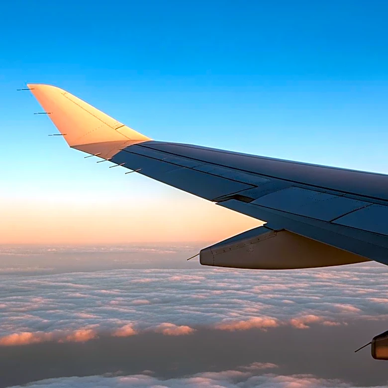 JetBlue and Southwest Lead in Customer Satisfaction Amid Rising Airfare Costs