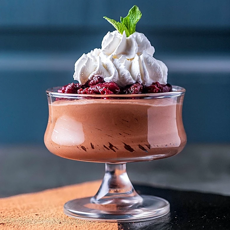 Kitchen Pantry Scientist Explores the Science Behind Chocolate Mousse