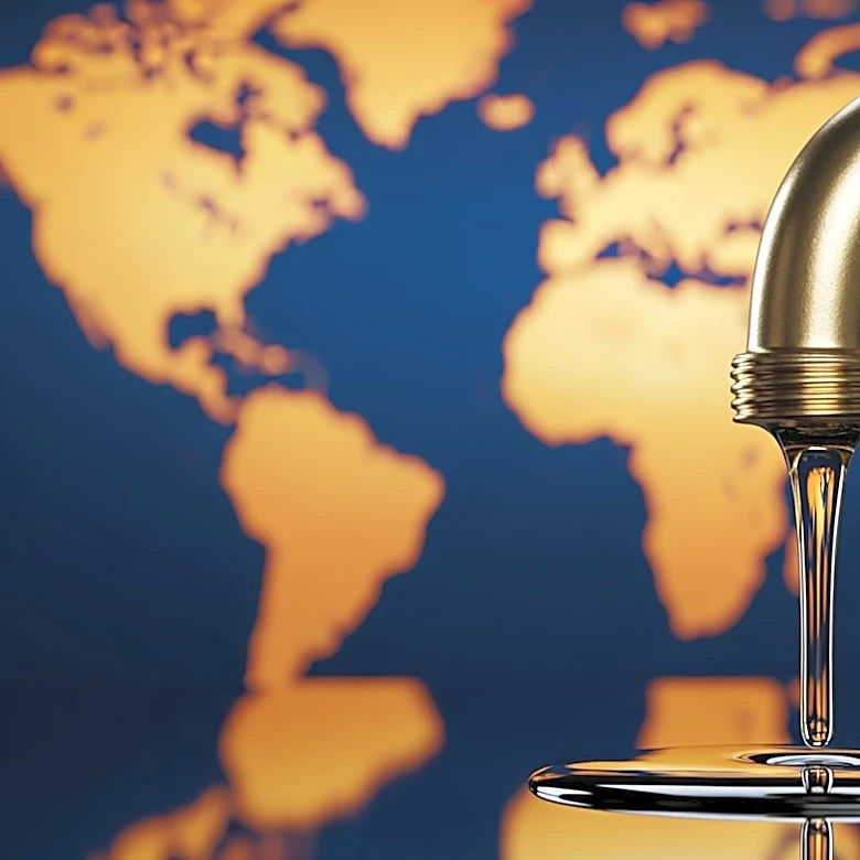 Texas Railroad Commissioner Highlights Record Oil Exports Amid Middle East Instability
