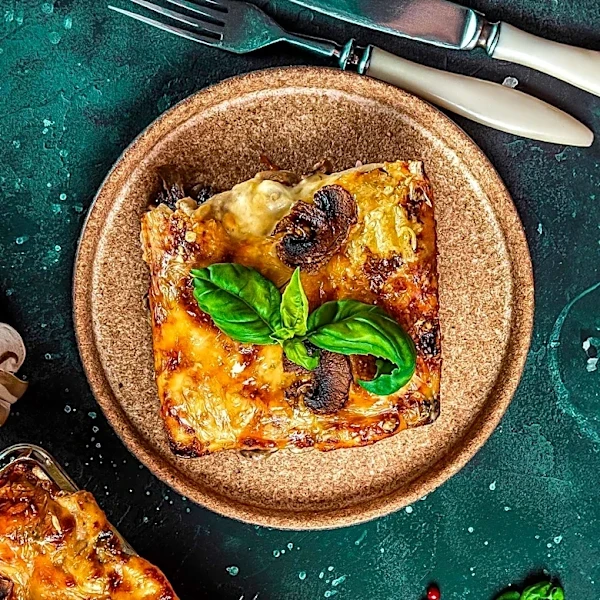 Lazy Meatball Lasagna Recipe Offers Quick Dinner Solution for Busy Weeknights