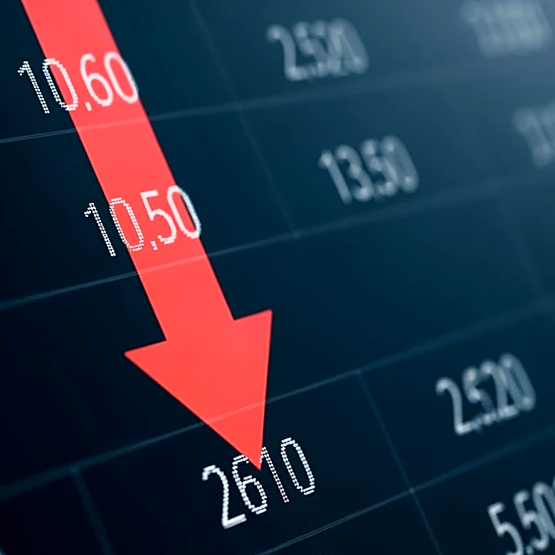 Shake Shack Shares Plummet 30% Due to Disappointing Financial Results