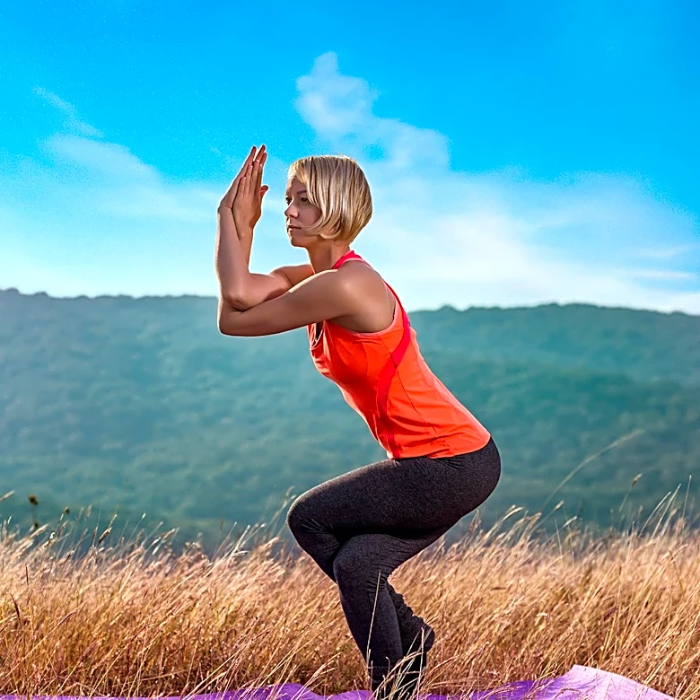 Goldie Hawn's Fitness Routine at 80 Emphasizes Movement and Balance for Longevity