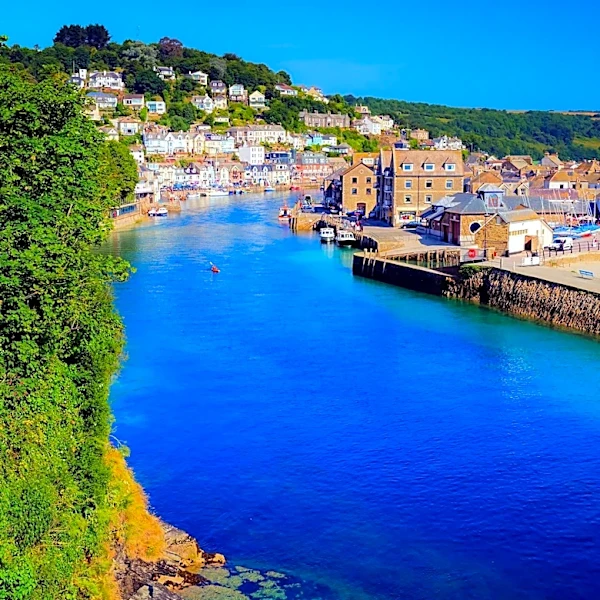 Cornish Boat Engineer's Cleanup Mission Gains Support from Guardian Readers