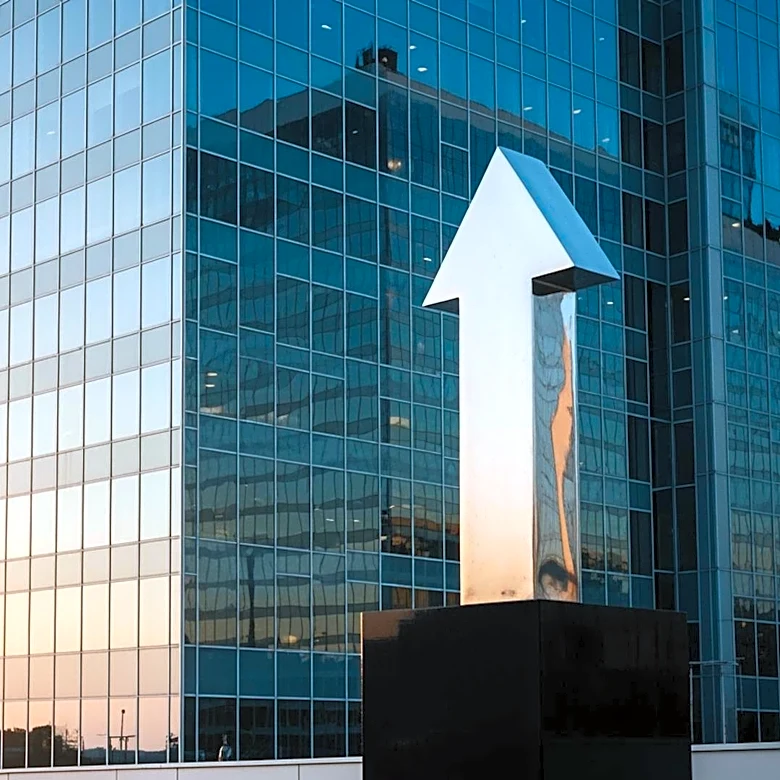 OUTFRONT Media Reports Strong Q1 2026 Financial Results with Increased Revenues and Earnings