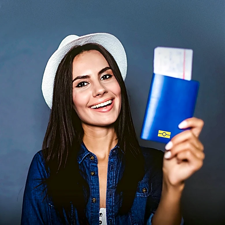 Tech Writer Recommends Anker Nano Power Bank for Reliable Travel Charging