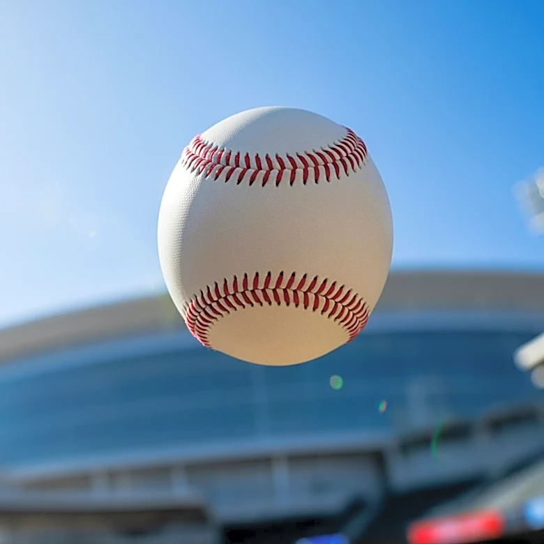 Guardians' Travis Bazzana Hits First MLB Home Run in Win Against Twins