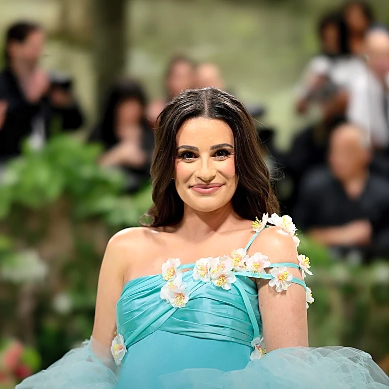 Pregnant Models Redefine Fashion Runways