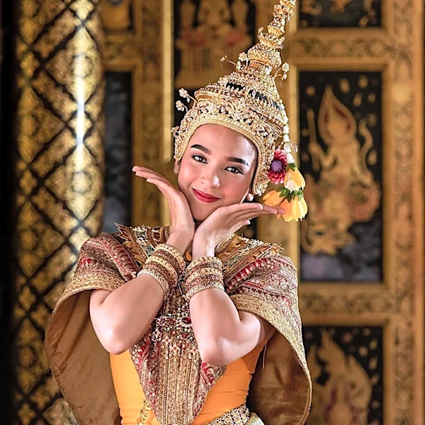 New Museum Exhibition Highlights Royal Thai Dress and Parisian Couture Connection