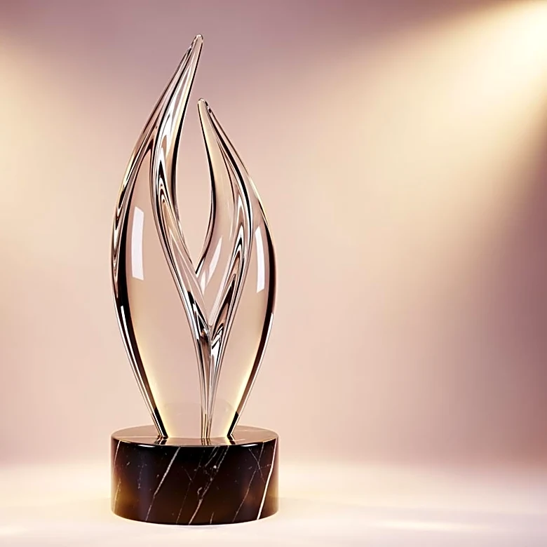 CEW Visionary Awards Highlight Female Entrepreneurs' Impact on Beauty Industry