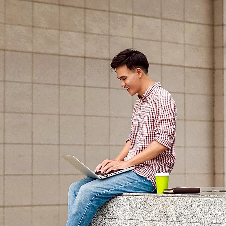 AI Coders Keep Laptops Open in Public to Maintain Coding Sessions