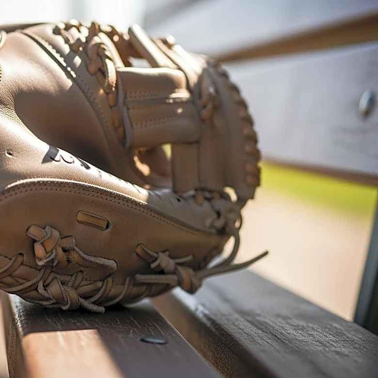 Atlanta Braves Place Catcher Sean Murphy on Injured List Due to Fractured Finger