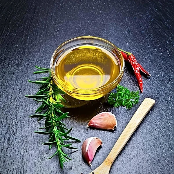 Experts Advise on Optimal Cooking Oil Use to Enhance Meal Quality