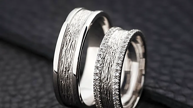 Jewelry Designers Embrace Unique Engagement Rings, Redefining Wedding Band Traditions